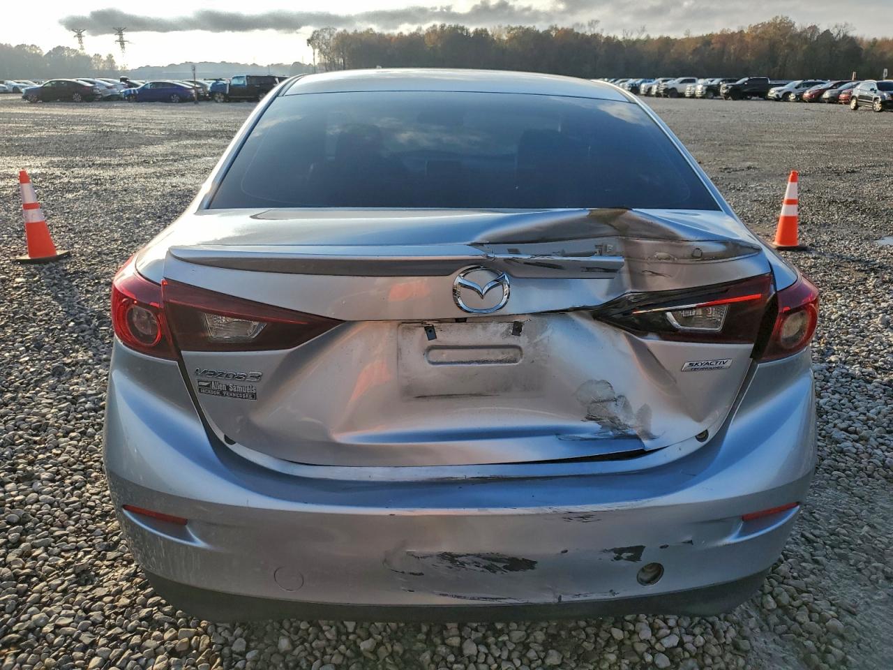 2018 Mazda 3 Touring VIN: 3MZBN1V37JM179233 Lot: 93478655