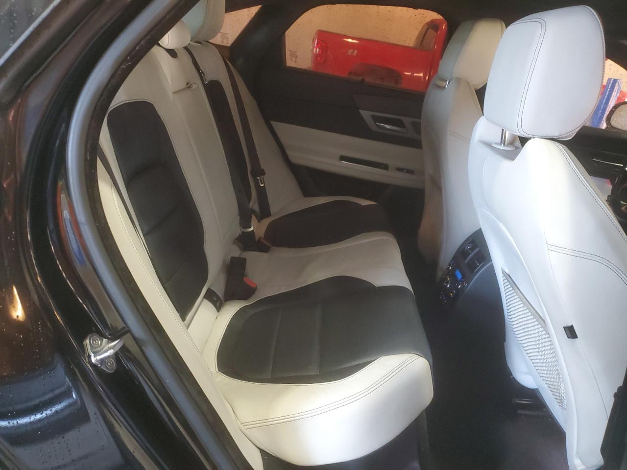 2016 Jaguar Xf S VIN: SAJBG4BV0GCY00909 Lot: 92926445