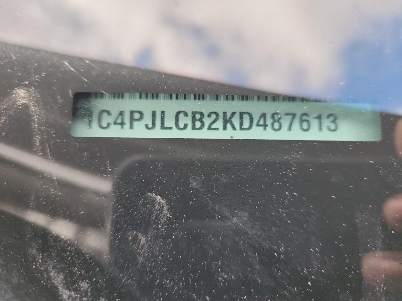 2019 Jeep Cherokee Latitude VIN: 1C4PJLCB2KD487613 Lot: 91824905