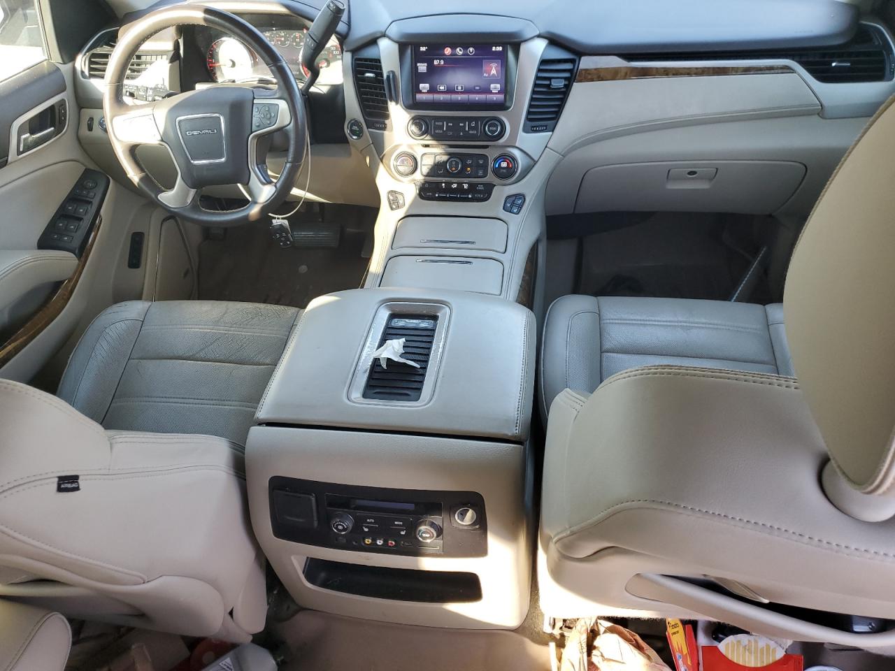 2015 GMC Yukon Xl Denali VIN: 1GKS2JKJ9FR559747 Lot: 92861305