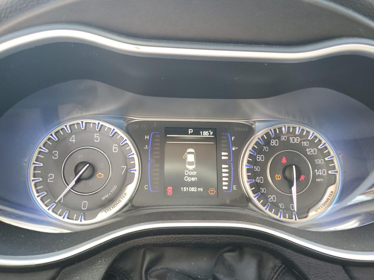 2015 Chrysler 200 Limited VIN: 1C3CCCAB4FN535502 Lot: 90831625