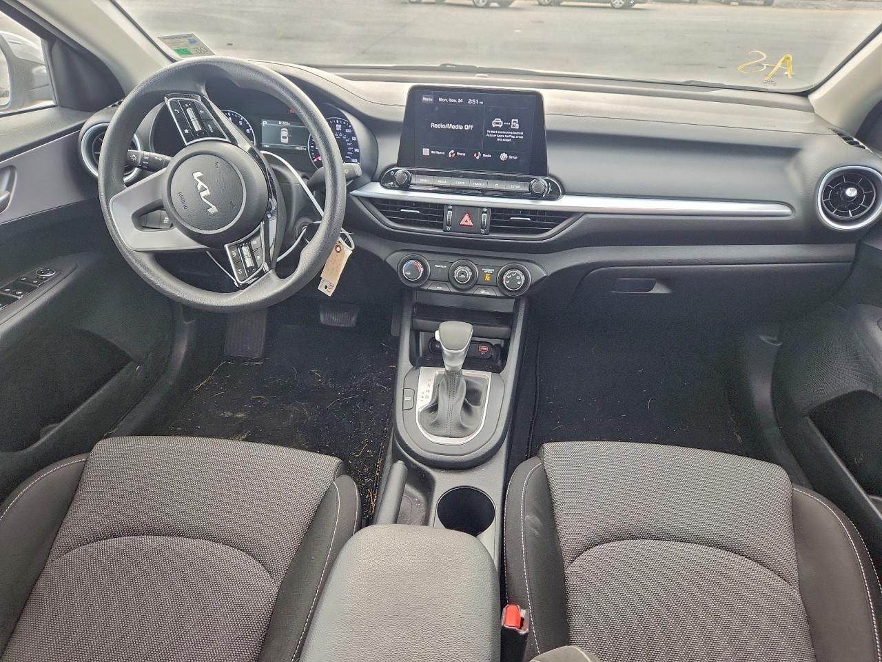 2024 Kia Forte Lx VIN: 3KPF24AD5RE785925 Lot: 94142865