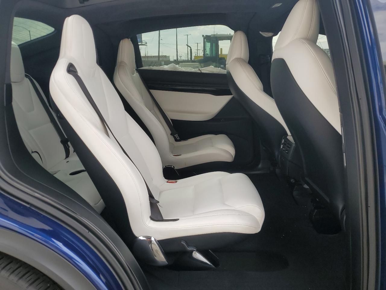 2020 Tesla Model X VIN: 5YJXCBE24LF236801 Lot: 91835685