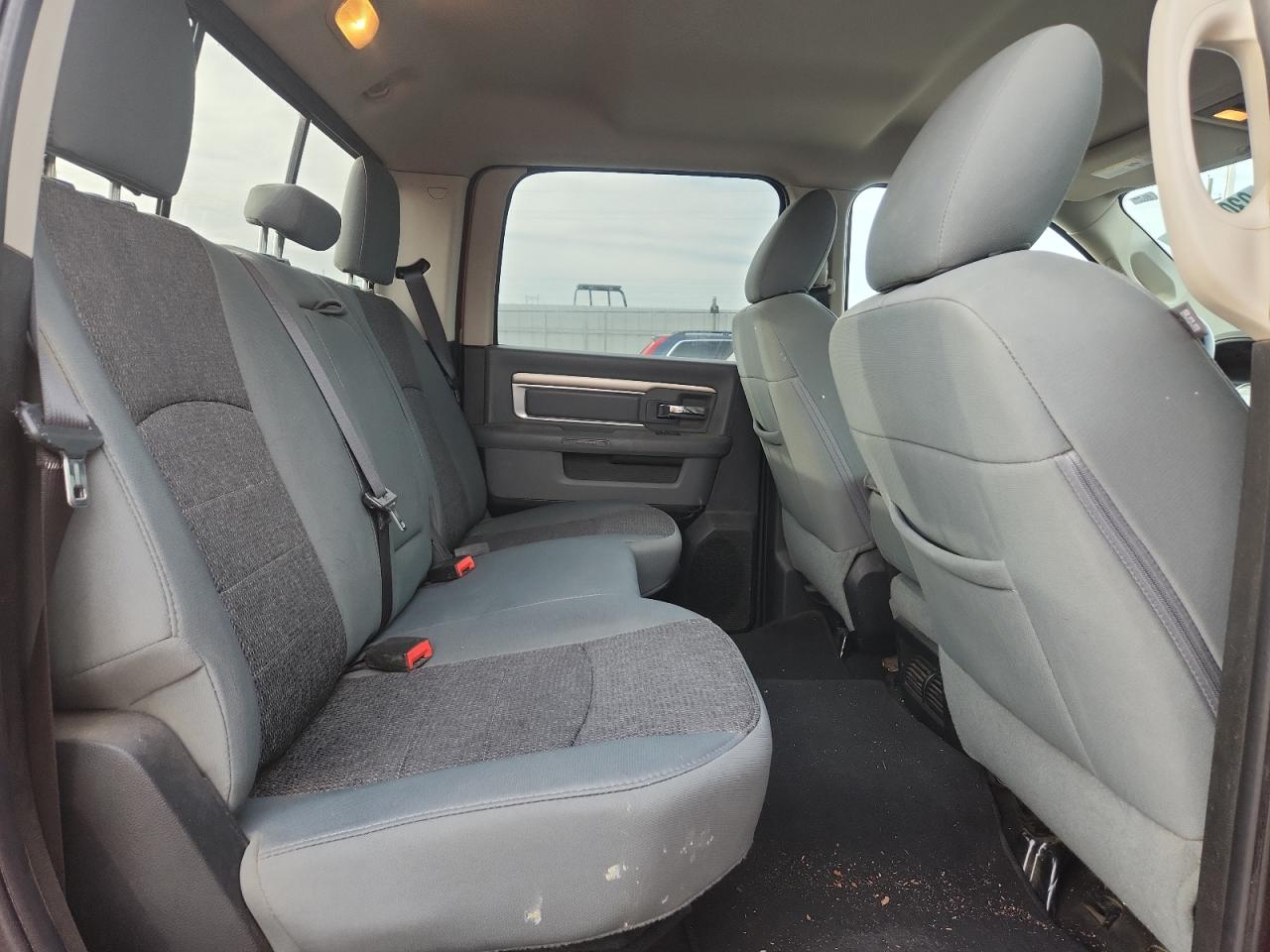 2017 Ram 1500 Slt VIN: 1C6RR7LT9HS643935 Lot: 93089495