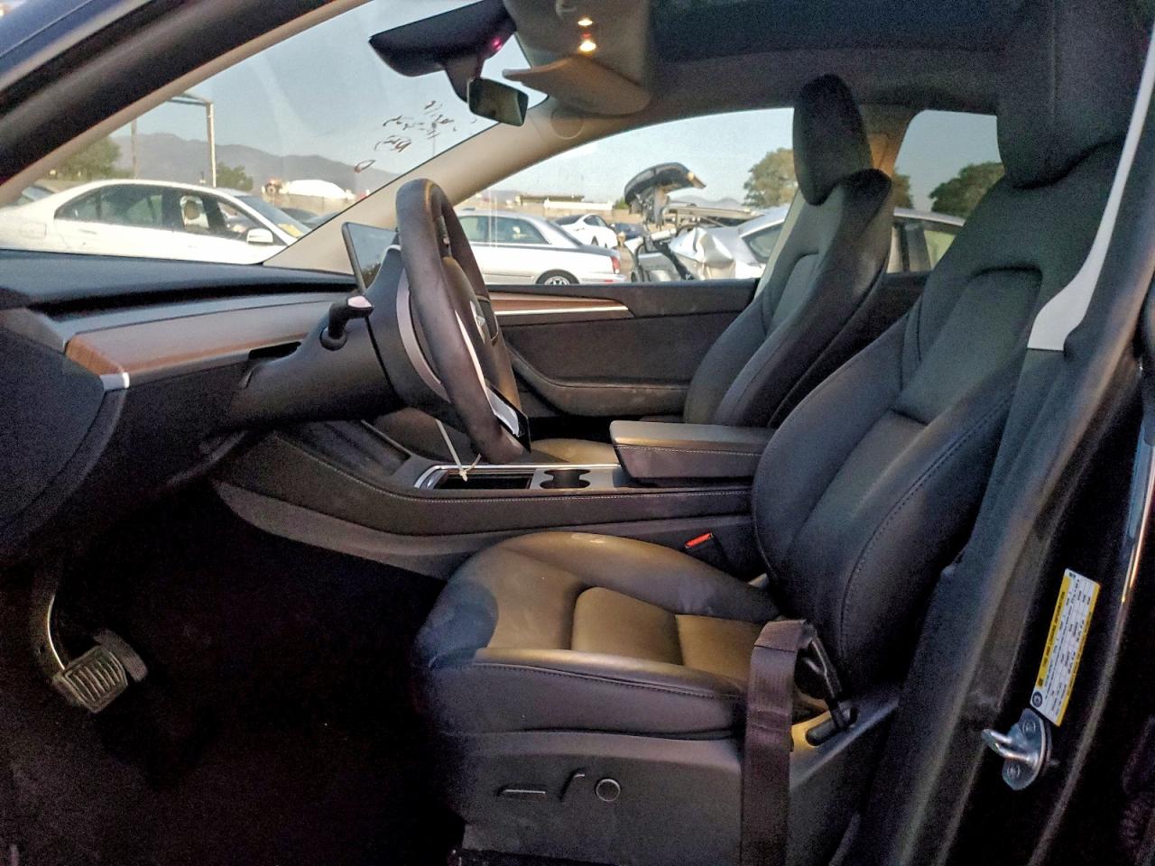 2025 Tesla Model Y VIN: 7SAYGDED4SF280739 Lot: 94545395