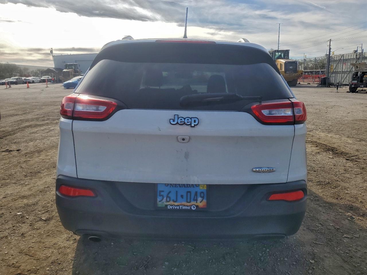 2018 Jeep Cherokee Latitude Plus VIN: 1C4PJLLBXJD612310 Lot: 95068645