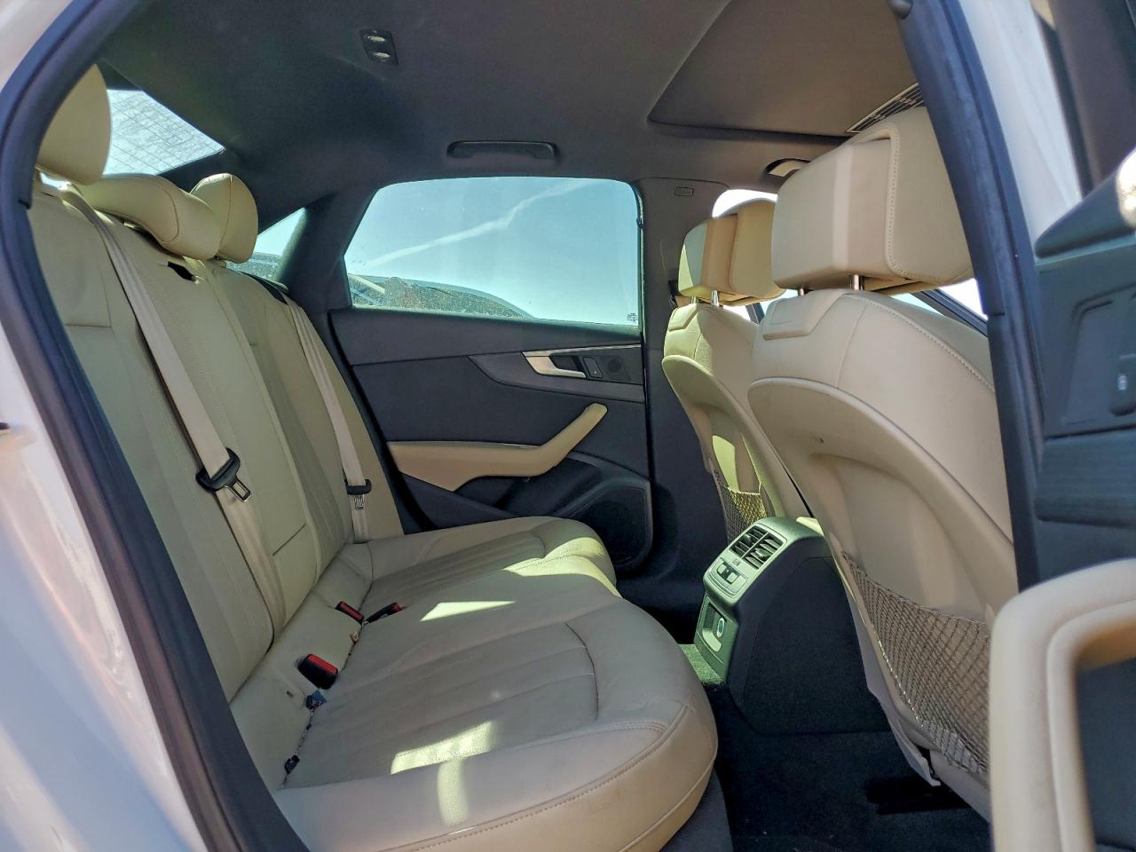 2017 Audi A4 Ultra Premium VIN: WAUKMAF46HN058493 Lot: 91249835