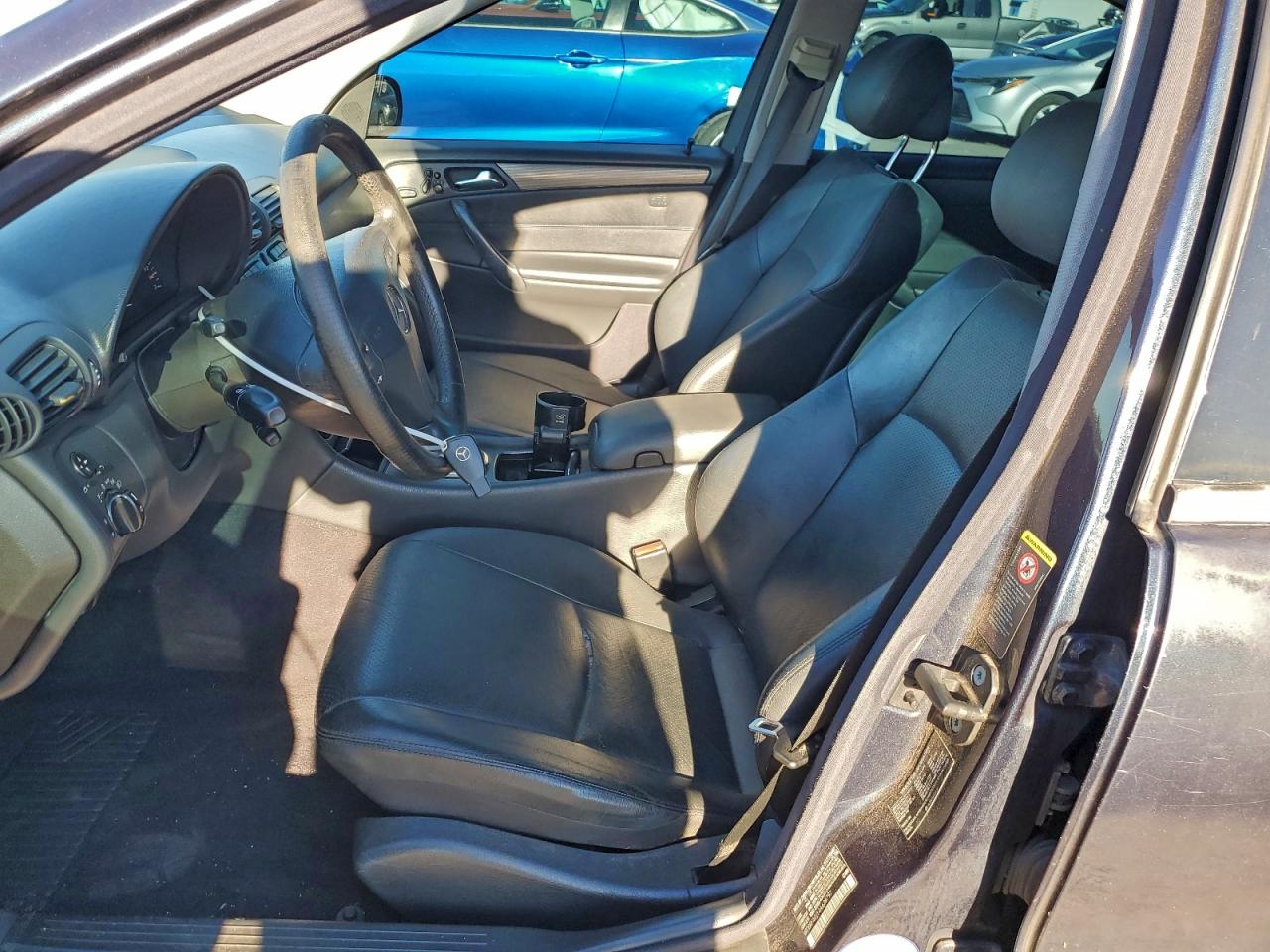 2004 Mercedes-Benz C 230K Sport Sedan VIN: WDBRF40J14A628797 Lot: 94340495