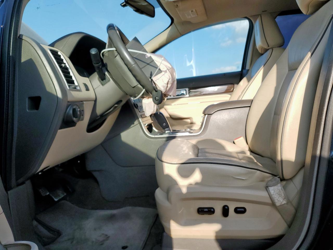 2008 Lincoln Mkx VIN: 2LMDU68C38BJ26113 Lot: 91640245