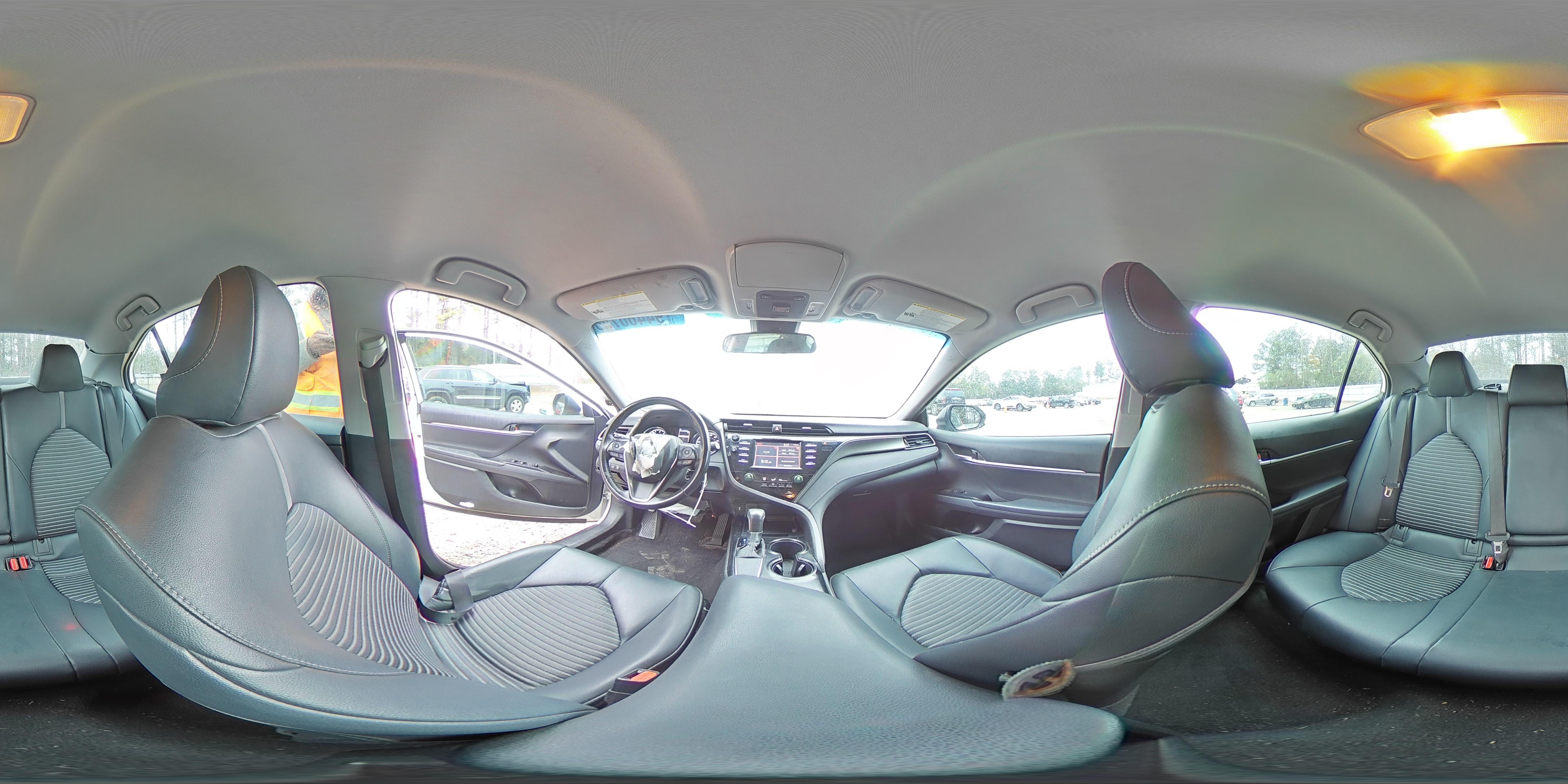 2019 Toyota Camry L VIN: 4T1B11HK7KU167979 Lot: 94460745