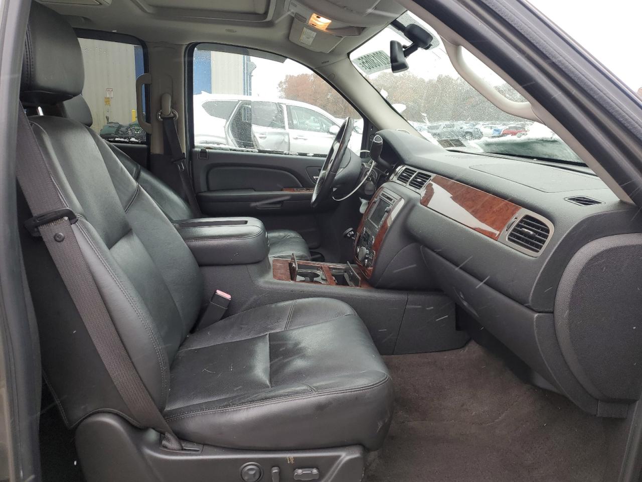 2009 Chevrolet Avalanche K1500 Ltz VIN: 3GNFK32Y19G210289 Lot: 92013065