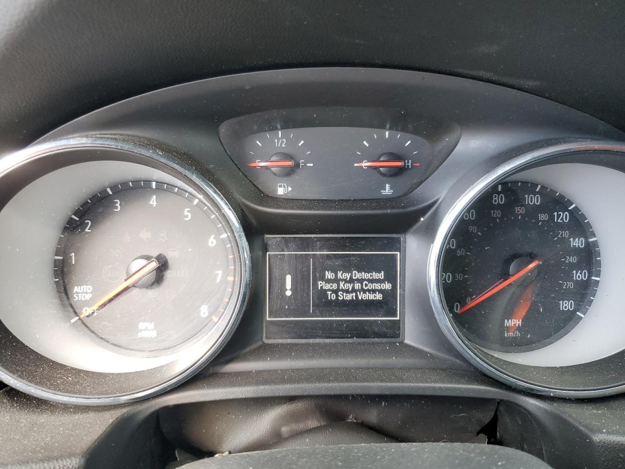 2018 Buick Regal Preferred VIN: W04GL6SX1J1095919 Lot: 93065905