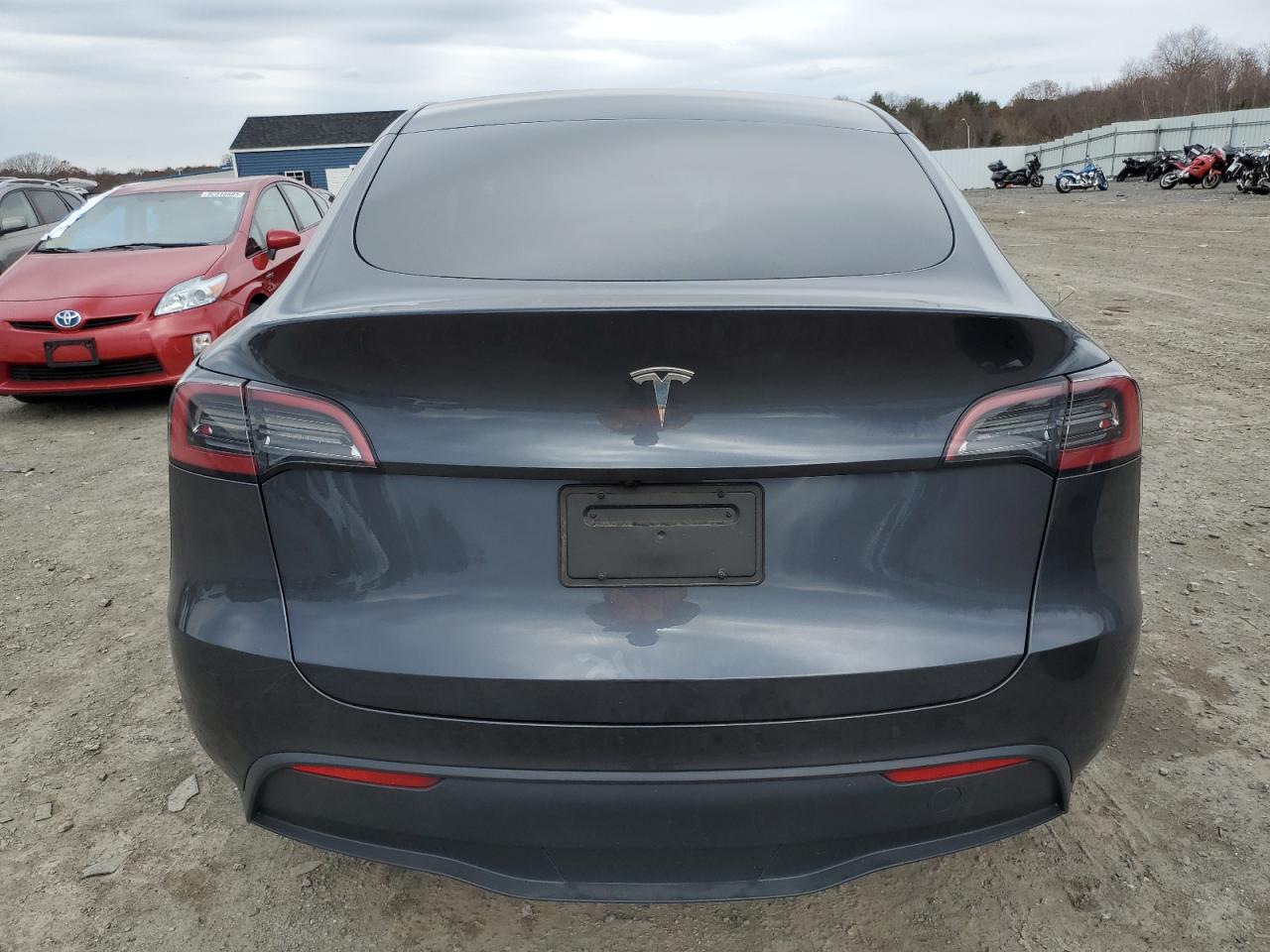 2025 Tesla Model Y VIN: 7SAYGDED3SA371157 Lot: 92300015