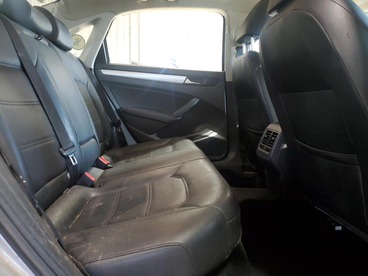 2013 Volkswagen Passat Se VIN: 1VWBP7A38DC081210 Lot: 93372455