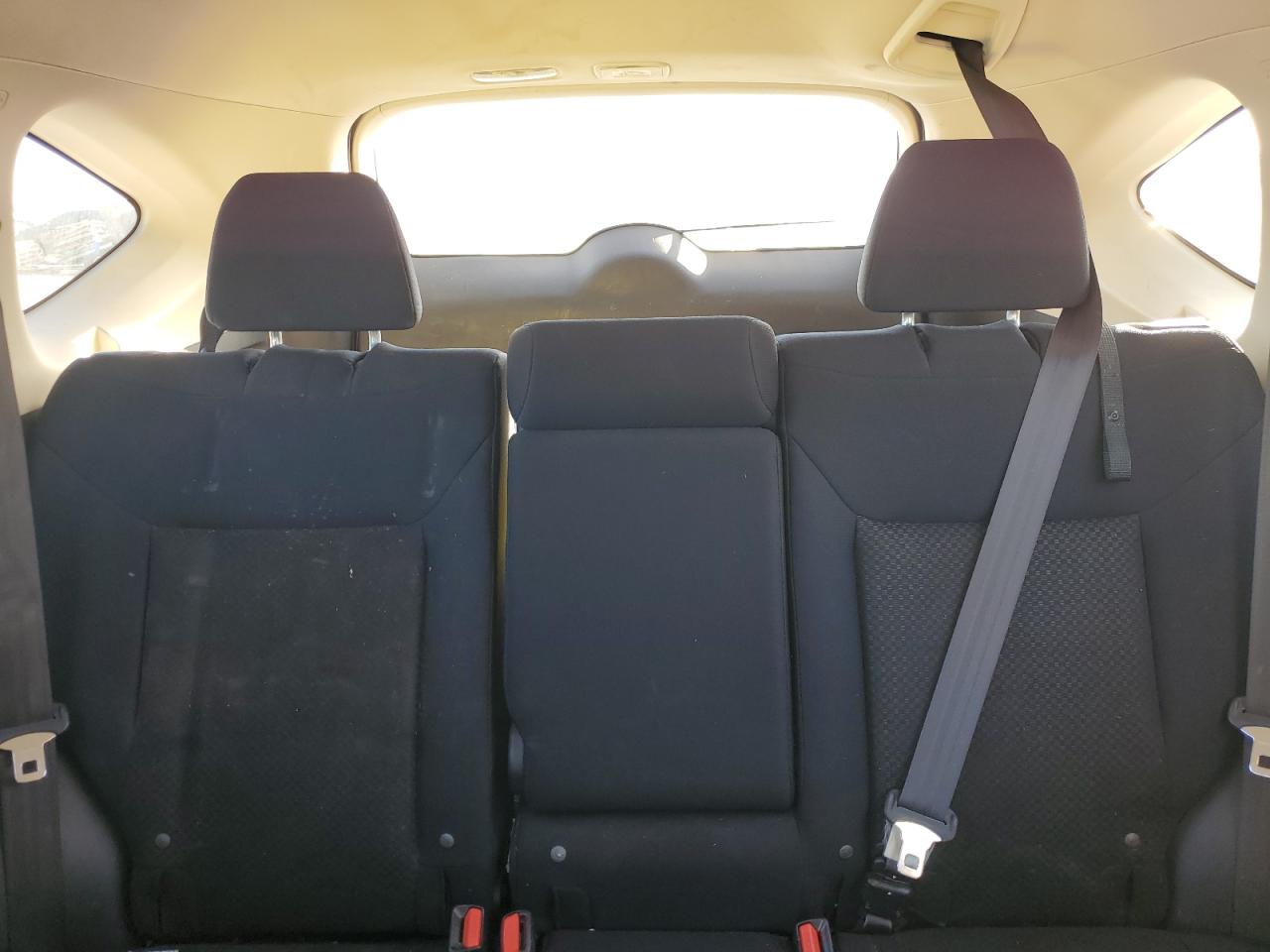 2015 Honda Cr-V Lx VIN: 2HKRM3H35FH552374 Lot: 92707435