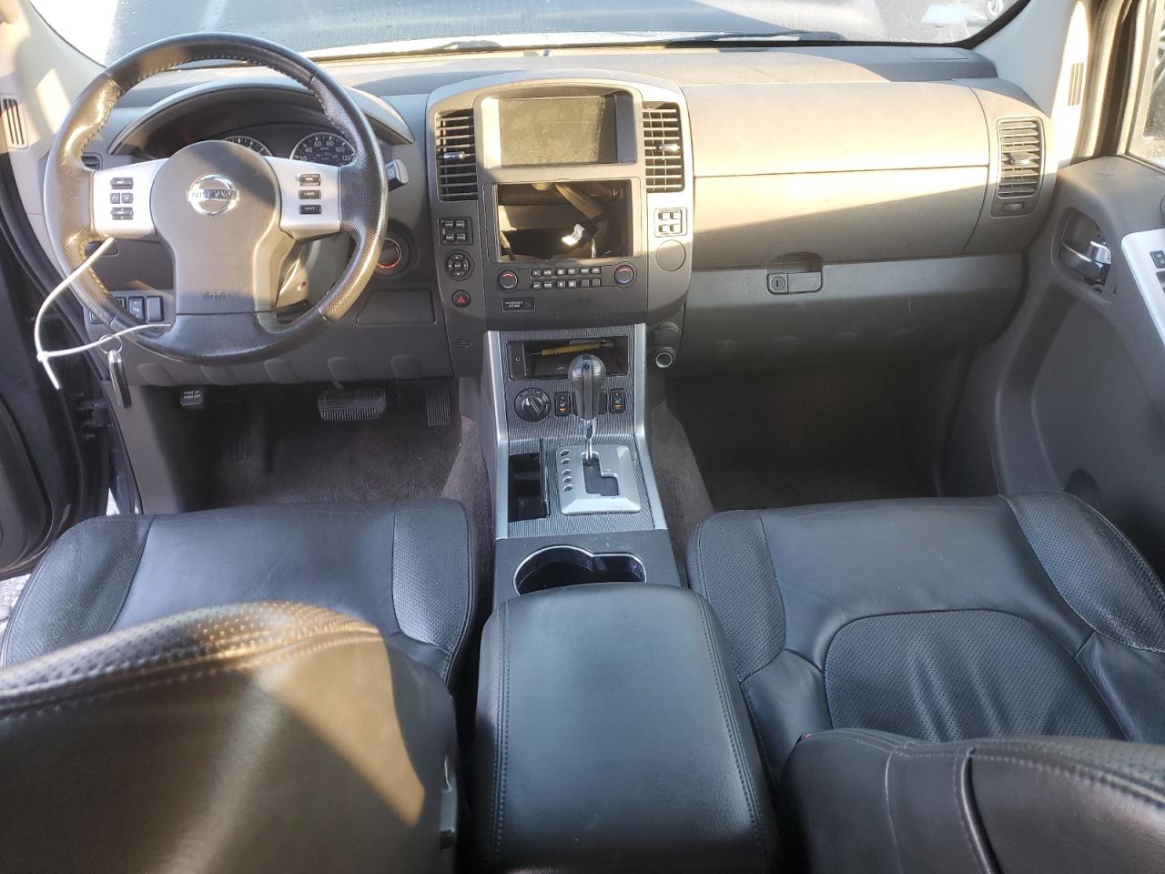 2011 Nissan Pathfinder S VIN: 5N1AR1NB8BC606833 Lot: 92615275