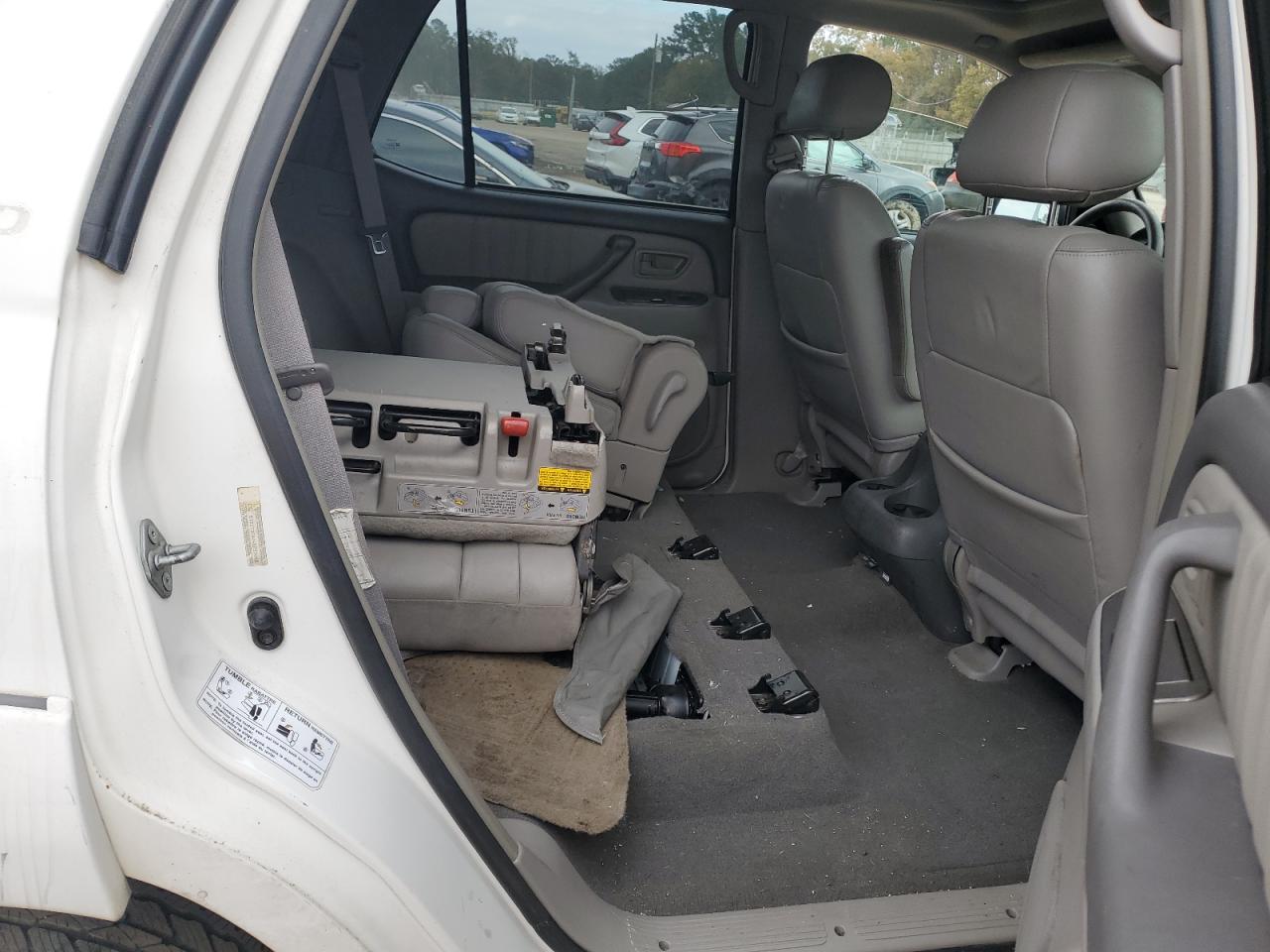 2004 Toyota Sequoia Limited VIN: 5TDZT38A04S235062 Lot: 91479395