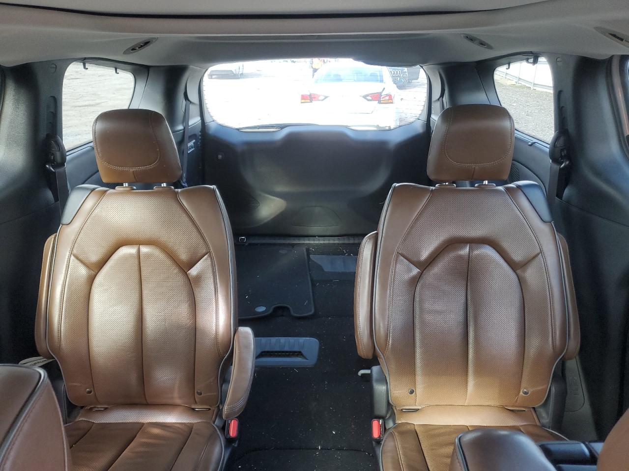 2019 Chrysler Pacifica Limited VIN: 2C4RC1GG9KR715598 Lot: 92651415