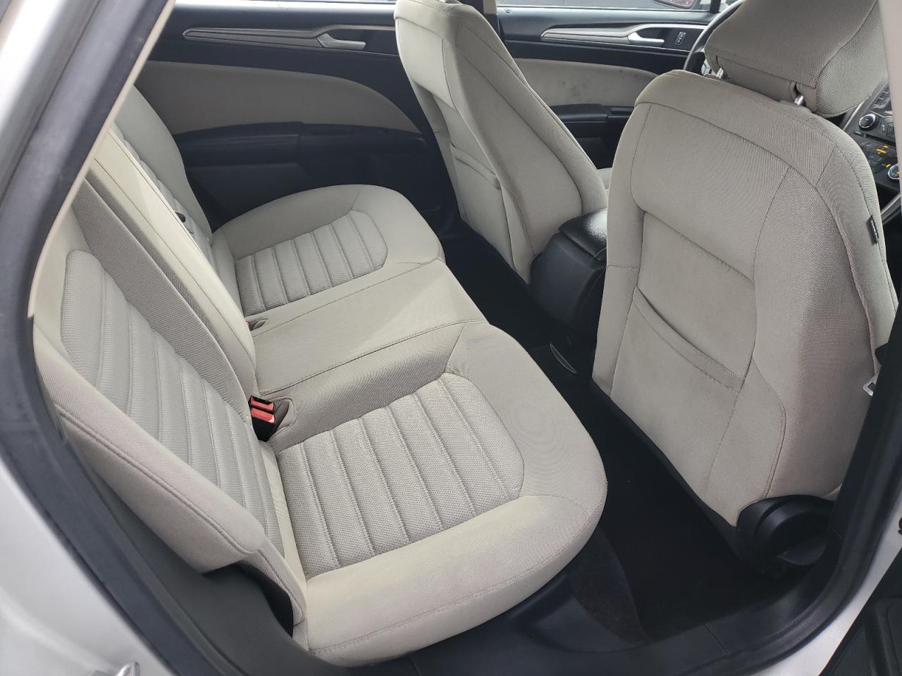 2017 Ford Fusion S VIN: 3FA6P0G77HR164405 Lot: 93388685