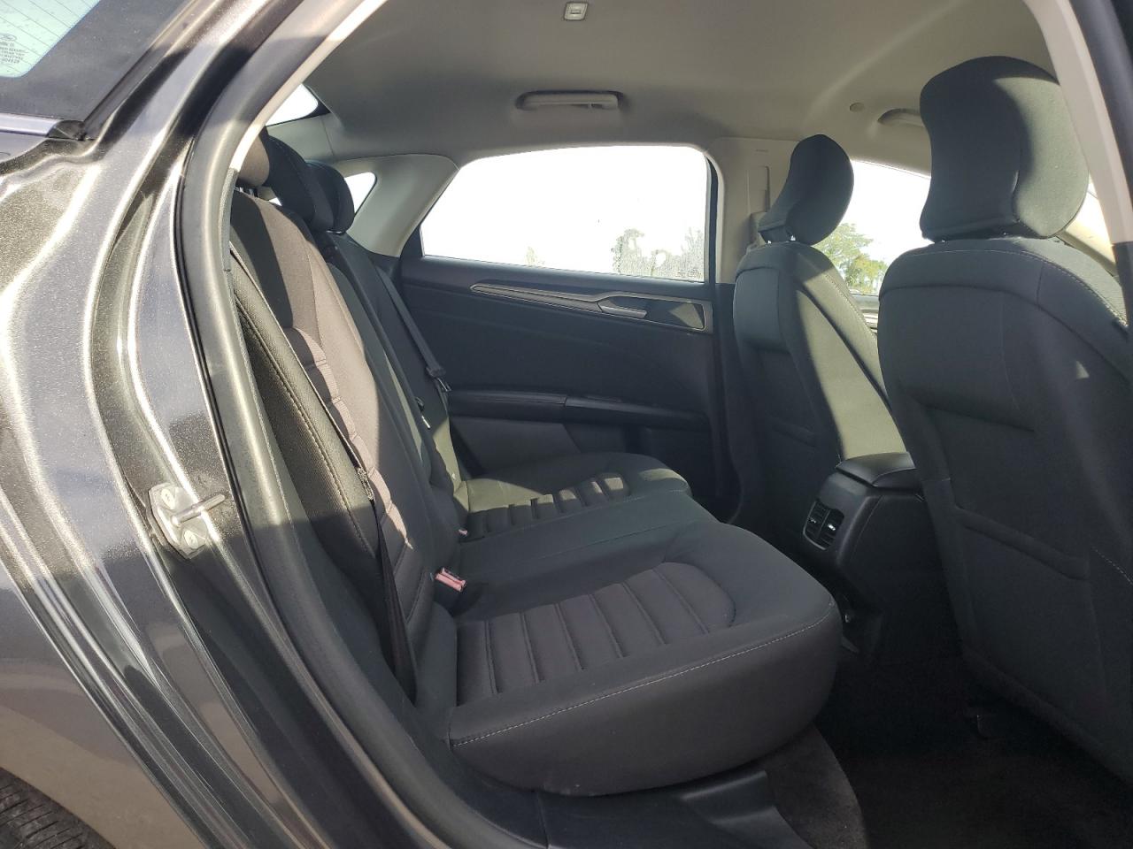 2018 Ford Fusion Se Hybrid VIN: 3FA6P0LU9JR140849 Lot: 91125865