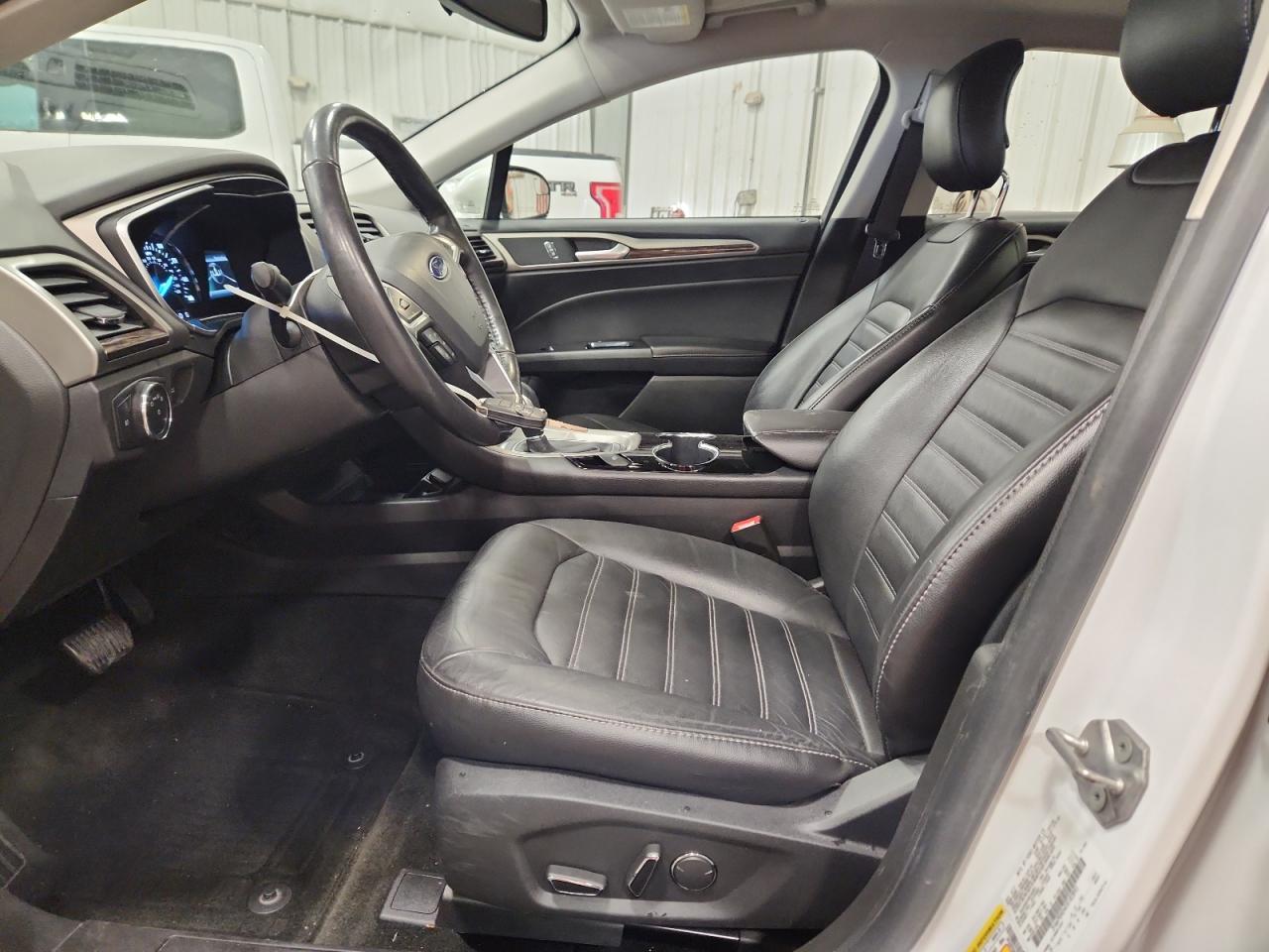 2014 Ford Fusion Se VIN: 3FA6P0HD4ER182893 Lot: 92809795