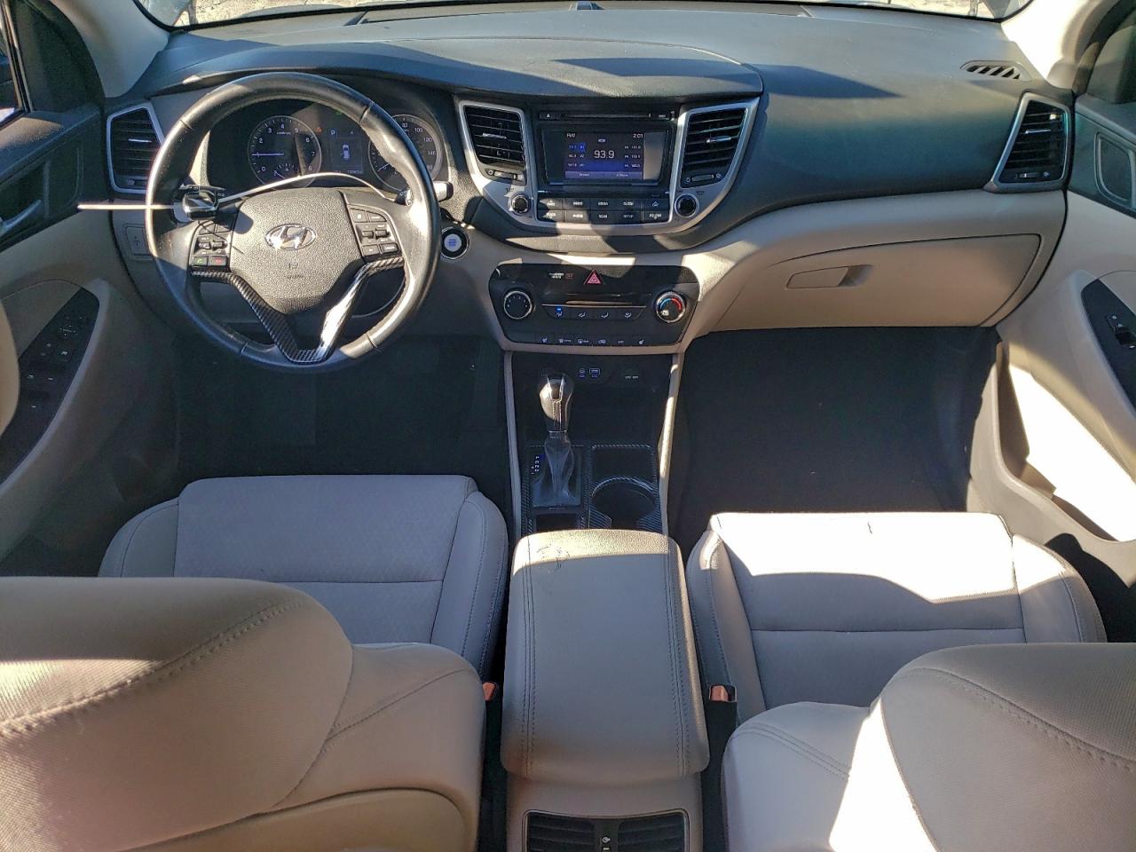 2017 Hyundai Tucson Limited VIN: KM8J33A29HU317904 Lot: 94480775