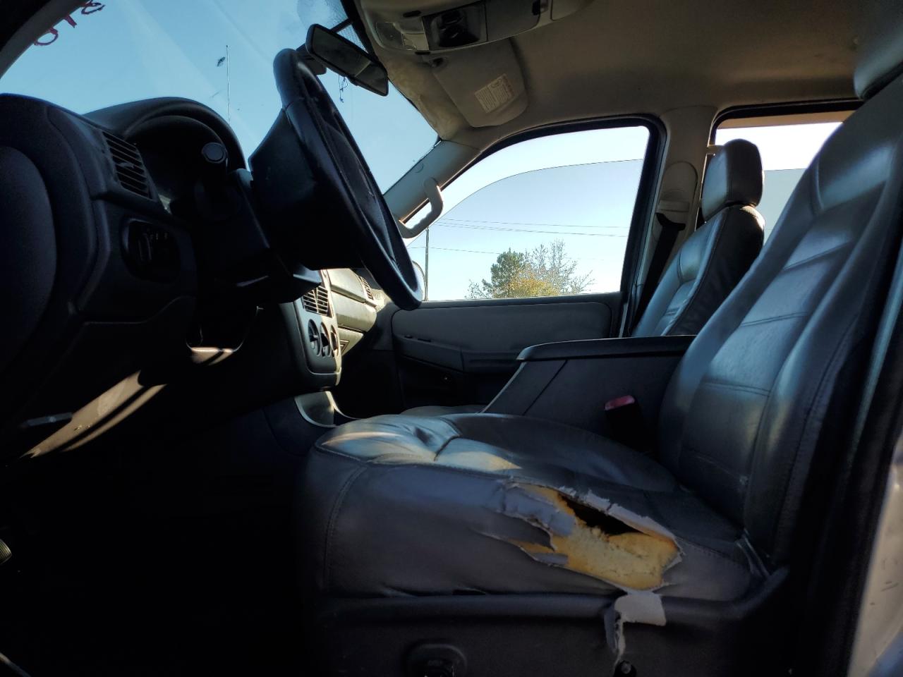 2005 Ford Explorer Xlt VIN: 1FMZU63K65UB24815 Lot: 91851865