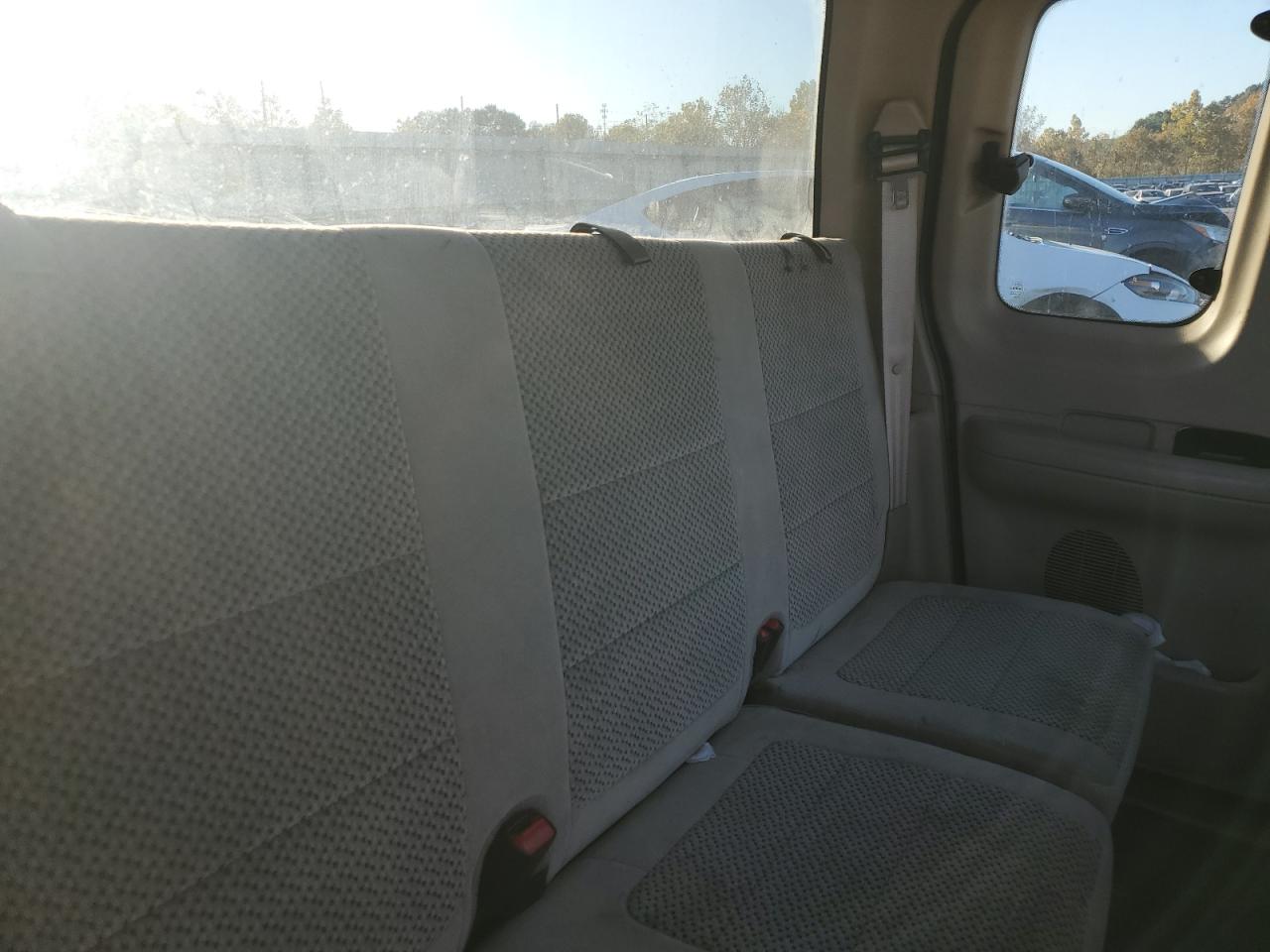 2001 Ford F150 VIN: 1FTZX172X1NA42762 Lot: 92839935