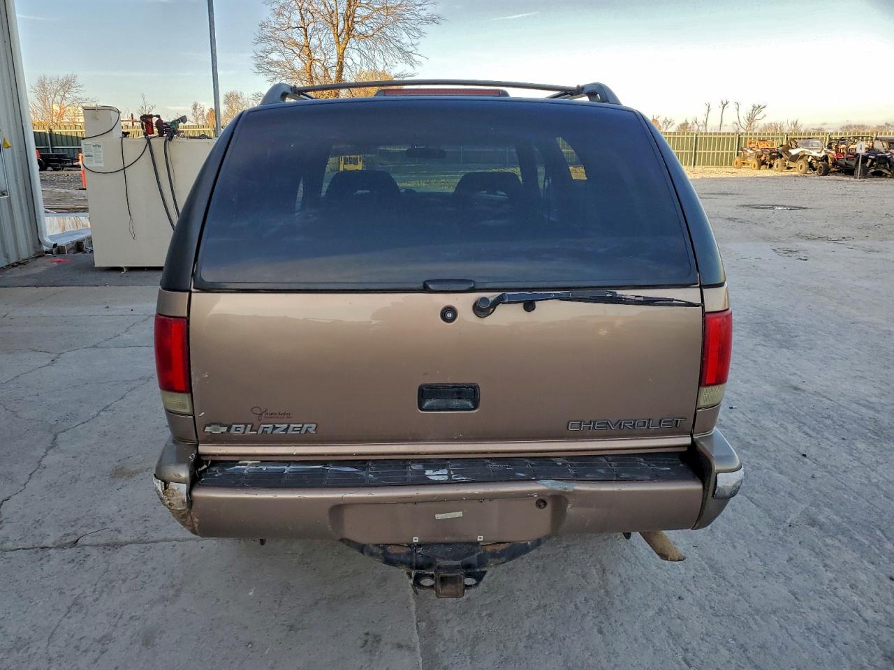 1997 Chevrolet Blazer VIN: 1GNDT13W8V2193595 Lot: 94554635