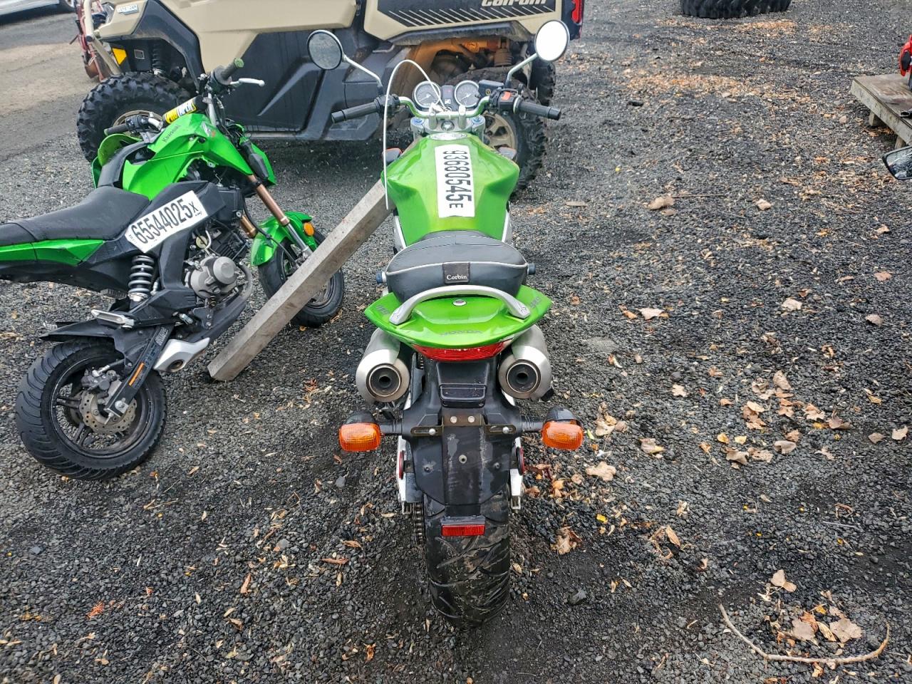 2004 Honda Cb900 F VIN: JH2SC480X4M200403 Lot: 93680545