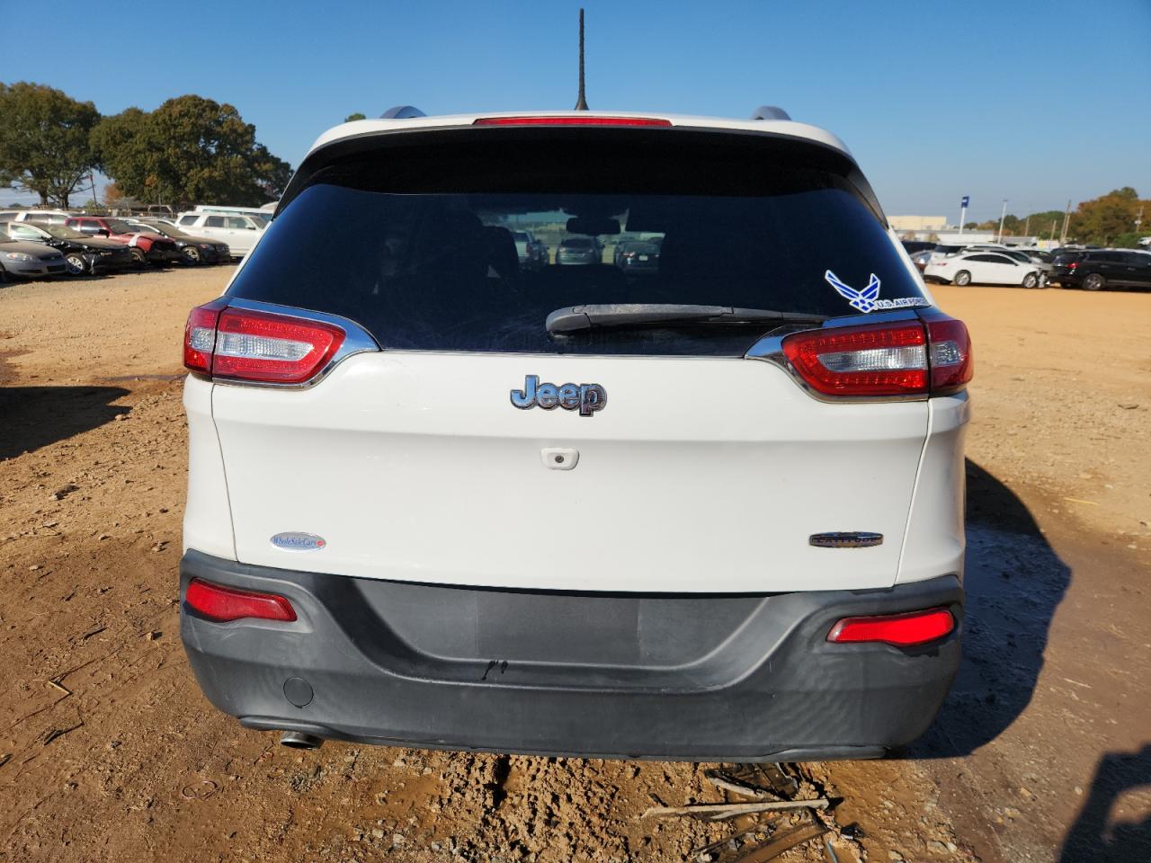 2016 Jeep Cherokee Latitude VIN: 1C4PJLCB6GW355997 Lot: 91375195