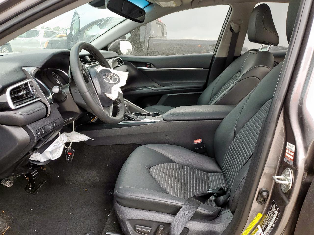 2018 Toyota Camry L VIN: 4T1B11HK7JU014095 Lot: 93093005