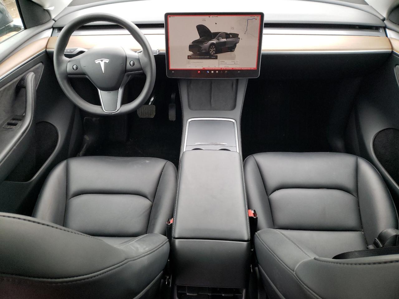 2023 Tesla Model Y VIN: 7SAYGAEE3PF690592 Lot: 92982685