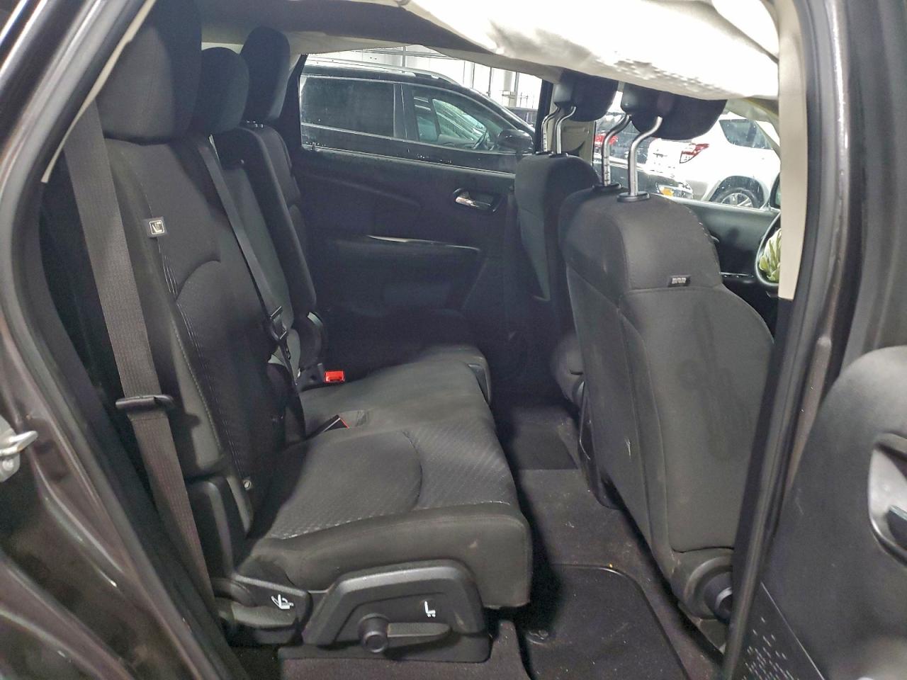 2018 Dodge Journey Se VIN: 3C4PDCAB9JT490379 Lot: 93872405