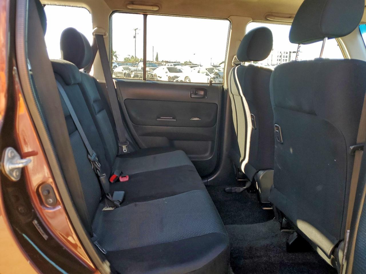 2006 Toyota Scion Xb VIN: JTLKT324464122495 Lot: 94757835