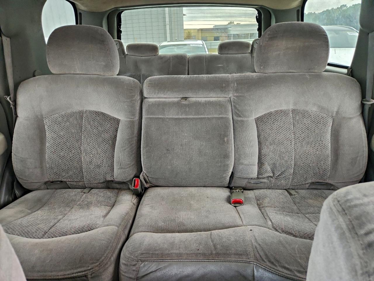 2002 Chevrolet Tahoe C1500 VIN: 1GNEC13Z32R262498 Lot: 94487935