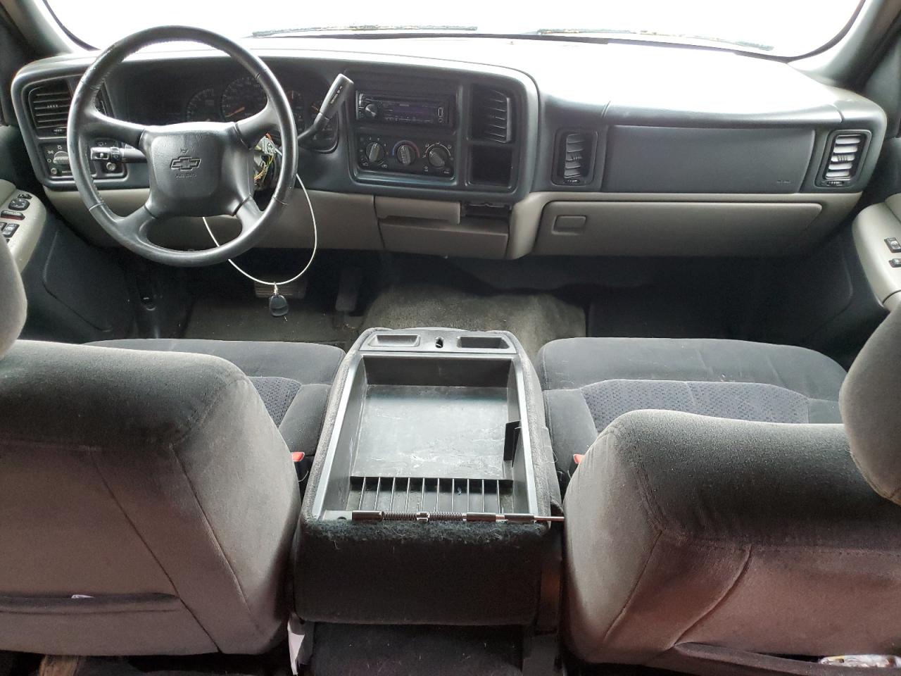 2002 Chevrolet Tahoe K1500 VIN: 1GNEK13Z52J104763 Lot: 93609105