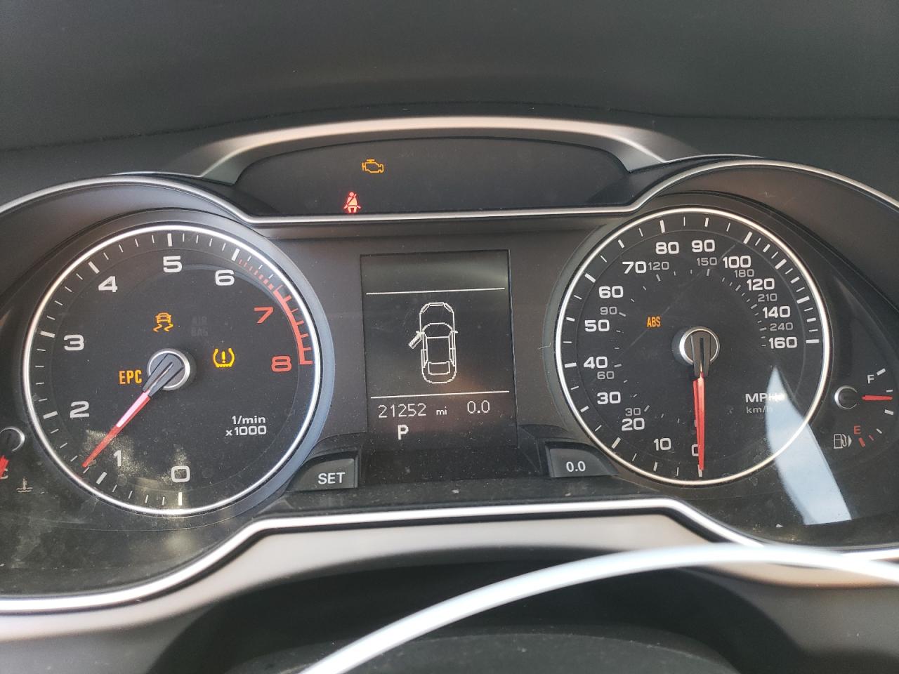 2013 Audi A4 Premium VIN: WAUAFAFL2DN022209 Lot: 92271875