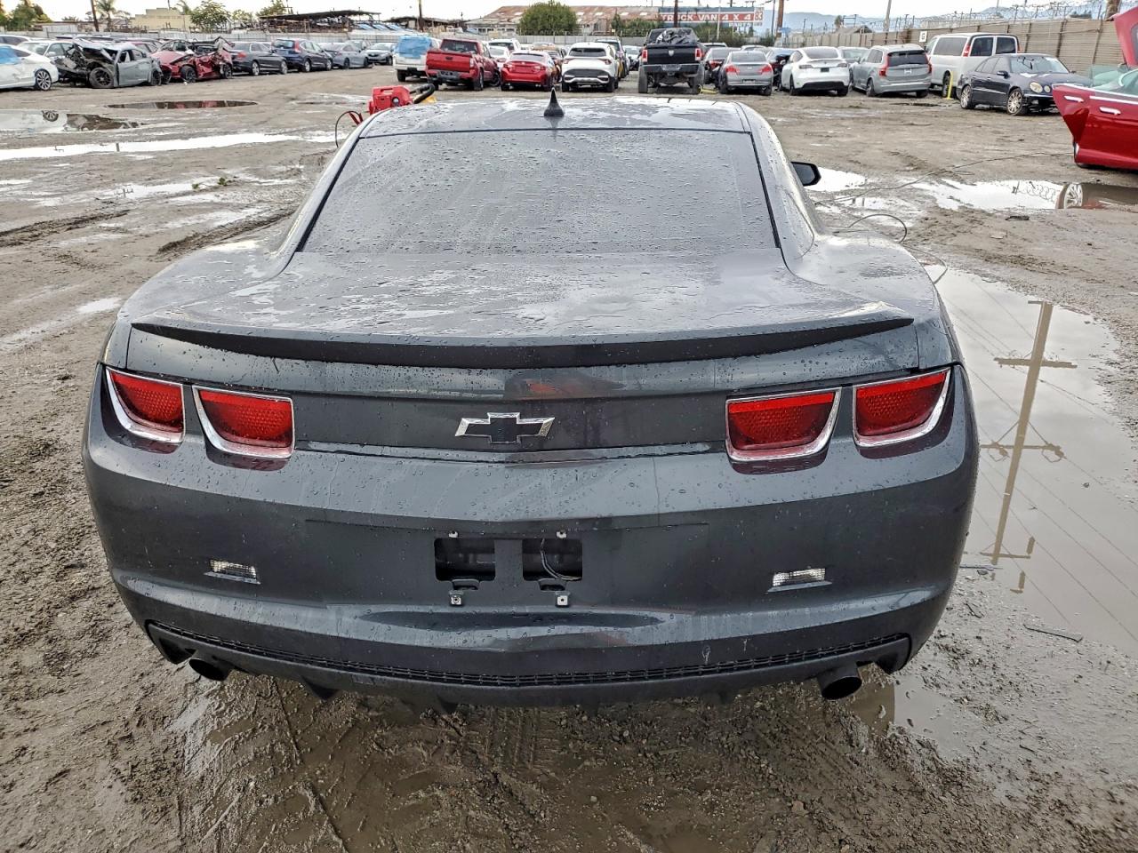 2013 Chevrolet Camaro Ls VIN: 2G1FA1E33D9126096 Lot: 94132265