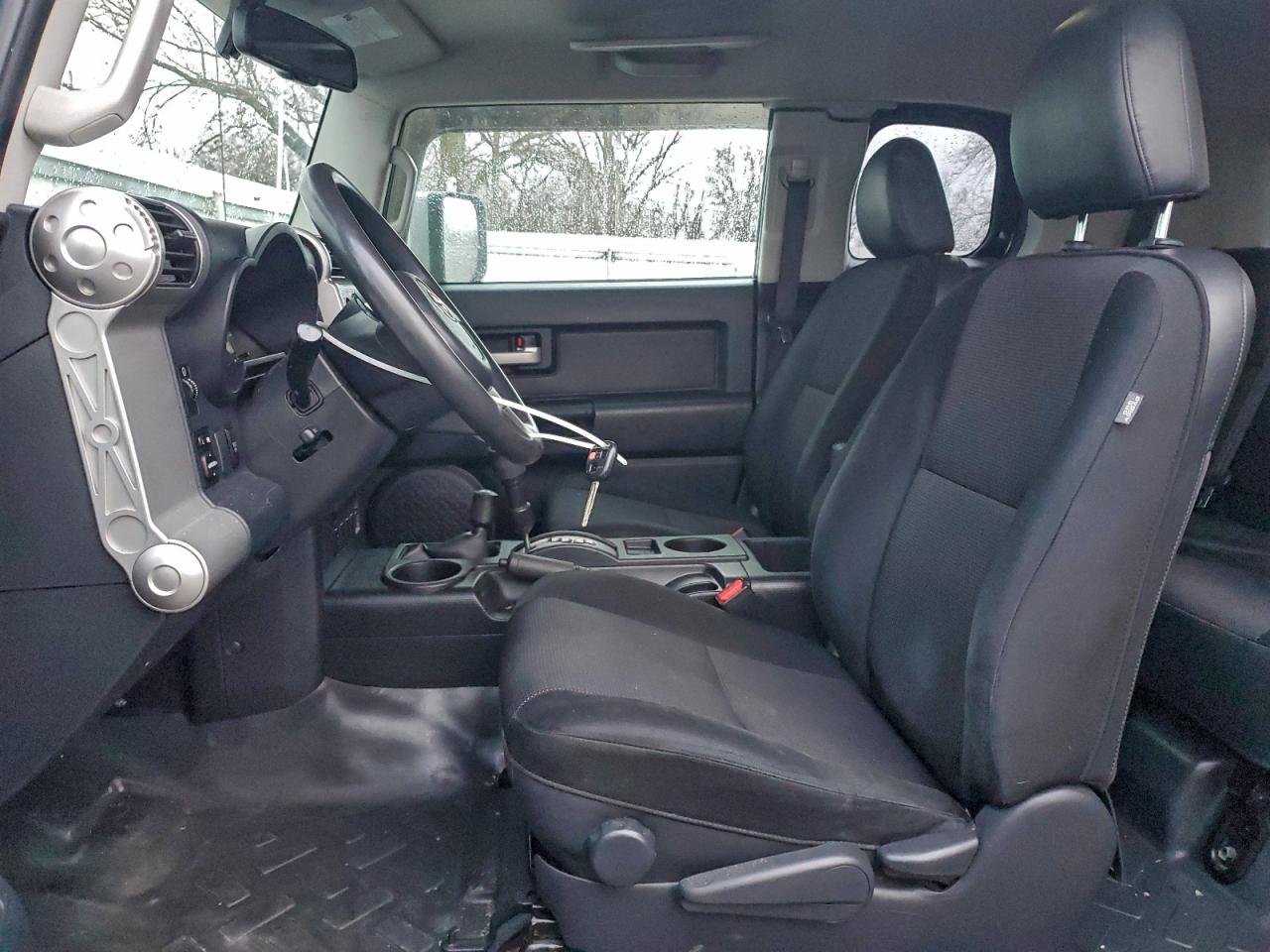 2010 Toyota Fj Cruiser VIN: JTEBU4BF9AK094273 Lot: 90414195