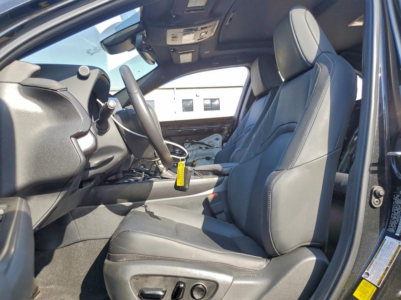 2023 Lexus Ux 250H Premium VIN: JTHP6JBH7P2152747 Lot: 93409505