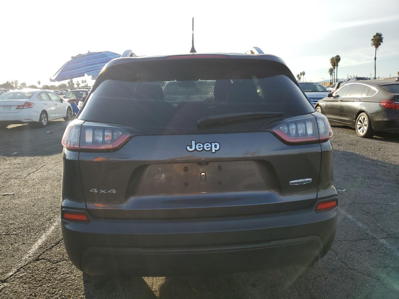 2019 Jeep Cherokee Latitude Plus VIN: 1C4PJMLB8KD161742 Lot: 91814035