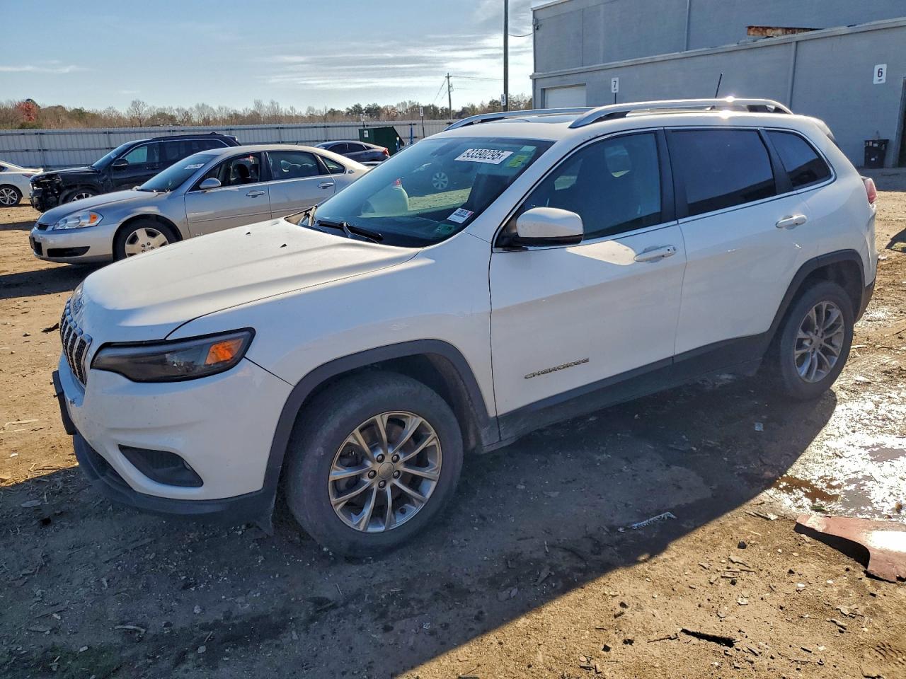 2019 Jeep Cherokee Latitude Plus VIN: 1C4PJMLBXKD288265 Lot: 93390295