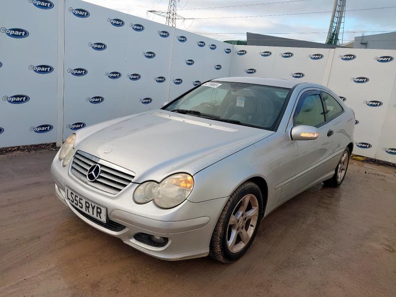 2005 MERCEDES-BENZ C CLASS C220 CDI SE 3DR AUTO for sale at Copart BRISTOL