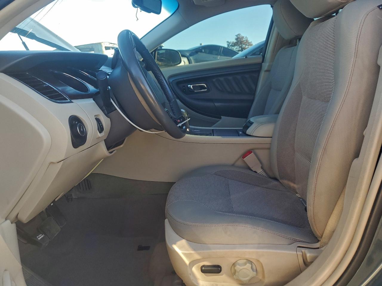 2010 Ford Taurus Sel VIN: 1FAHP2EWXAG116568 Lot: 94101265