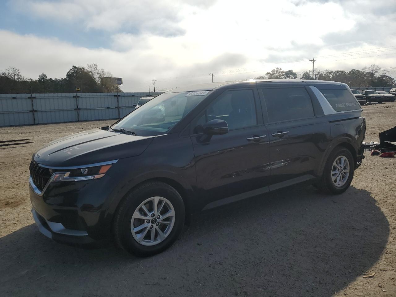 2022 Kia Carnival Lx