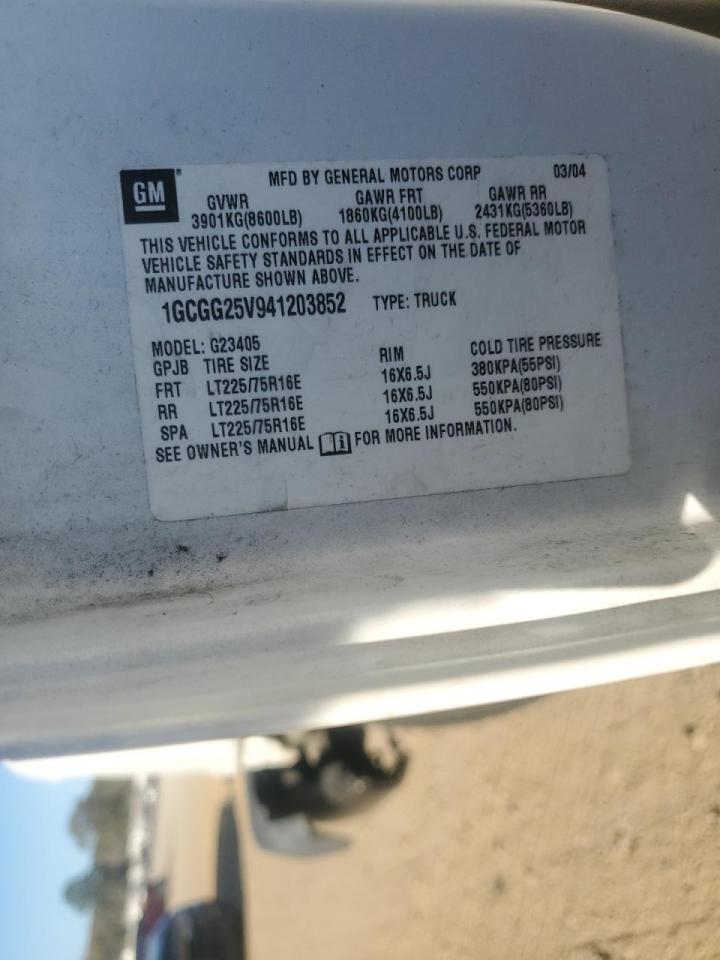 2004 Chevrolet Express Delivery Van VIN: 1GCGG25V941203852 Lot: 92194215