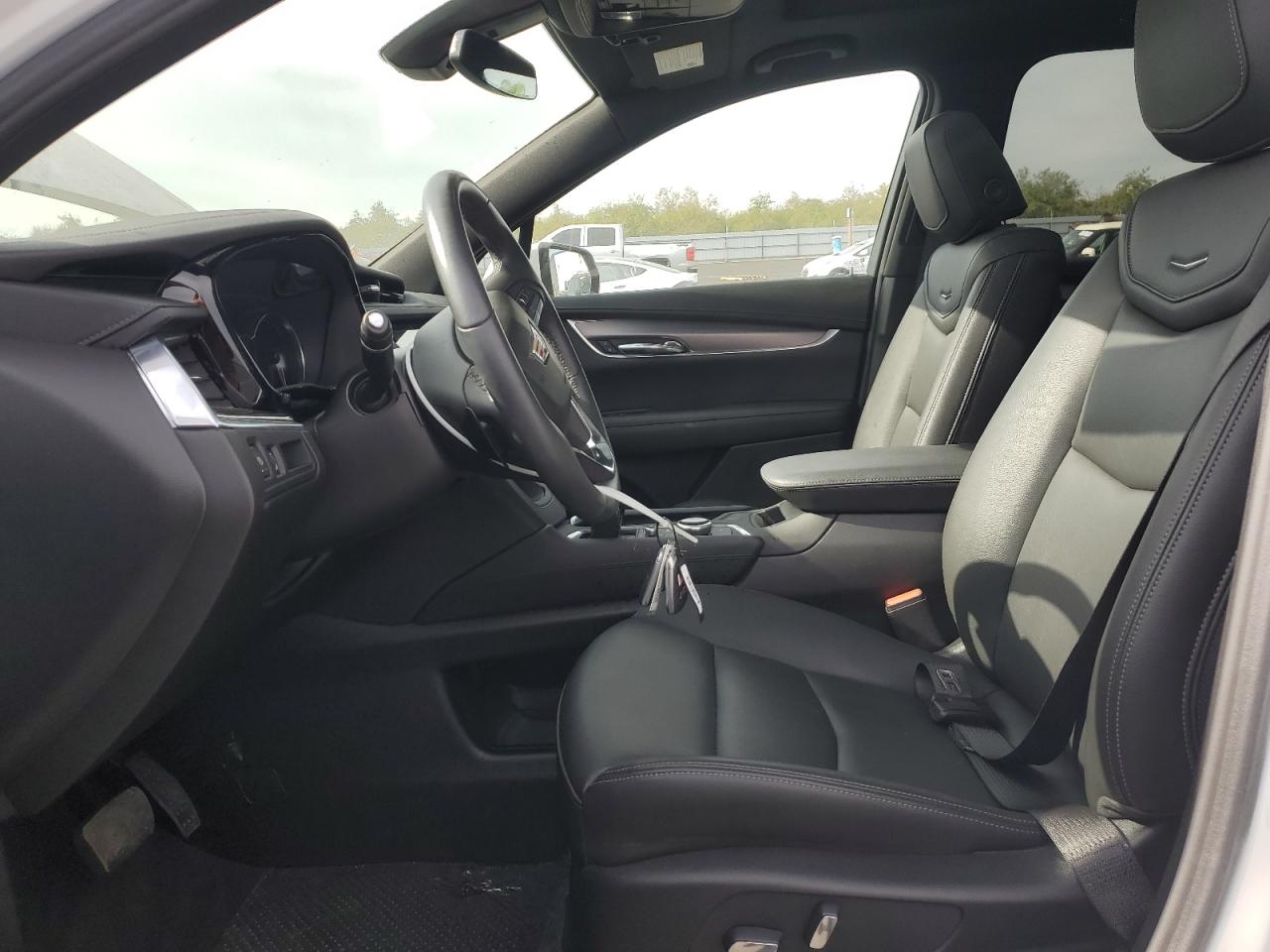 2025 Cadillac Xt6 Luxury VIN: 1GYKPAR46SZ129515 Lot: 92085035