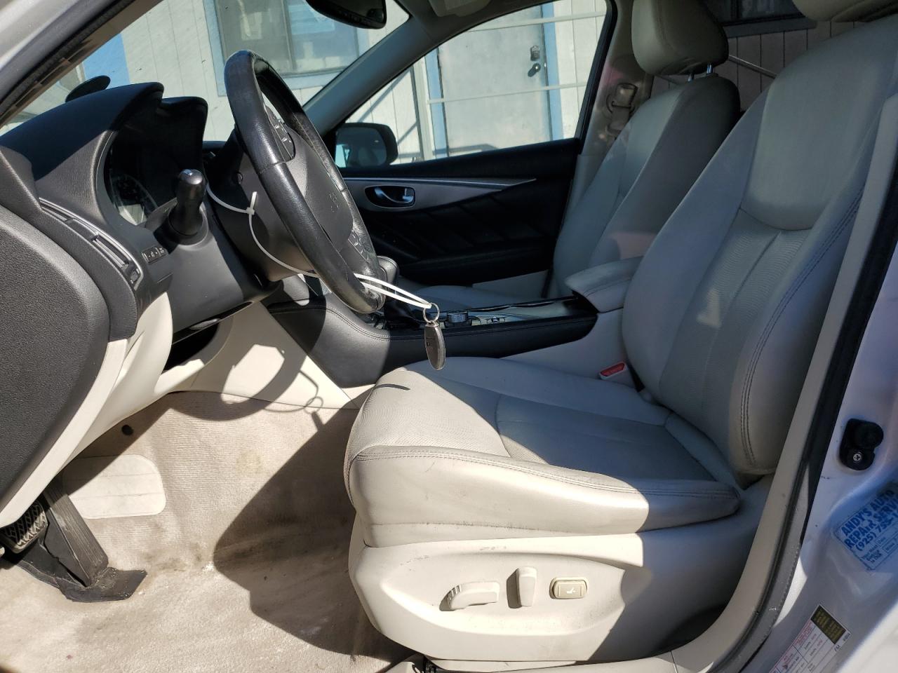 2015 Infiniti Q50 Base VIN: JN1BV7AR8FM418181 Lot: 89740565