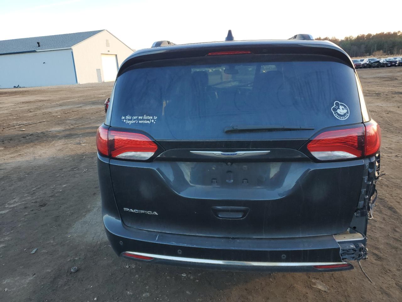 2019 Chrysler Pacifica Touring L Plus VIN: 2C4RC1EG8KR569682 Lot: 92981425